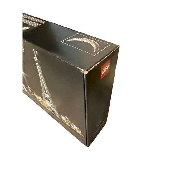 LEGO Architecture Skylines Paris Louvre Museum Eiffel Tower 21044 Building Kit - Picture 10 of 13